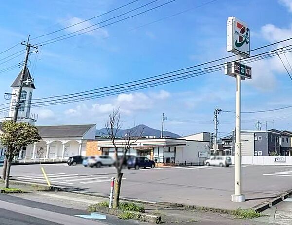 セブンイレブン下越巻店 230m