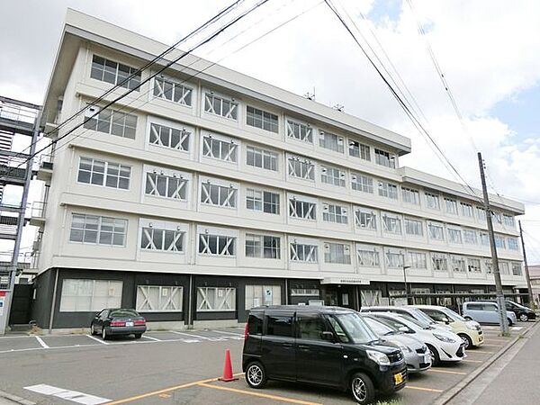 新潟市東地区総合庁舎 650m
