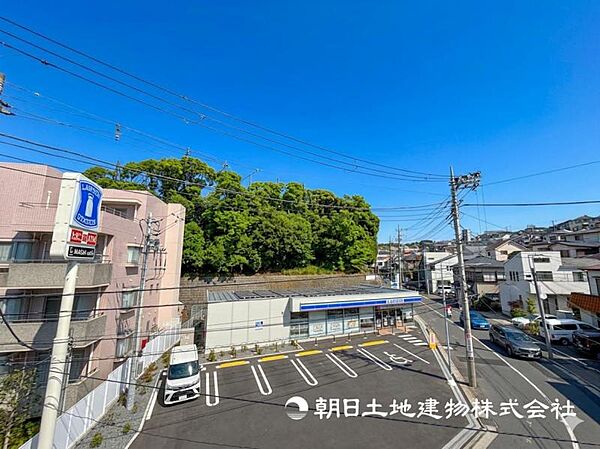 【眺望現地】爽やかな風と柔らかく降り注ぐ陽光を感じて頂けます。心地良い開放感が暮らしにゆとりと充足感をもたらします