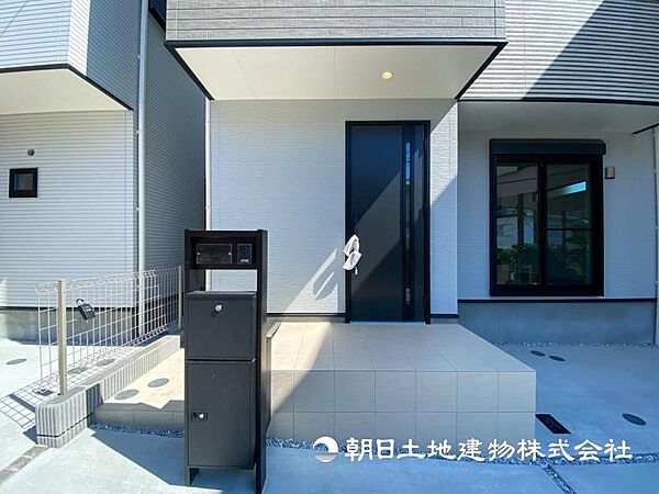 【宅配ボックス】玄関前に荷物が届くので配達時間を気にせずに！時間短縮で「自由な時間」が生まれます！！