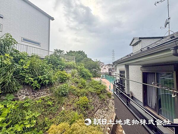 【眺望現地】爽やかな風と柔らかく降り注ぐ陽光を感じて頂けます。心地良い開放感が暮らしにゆとりと充足感をもたらします