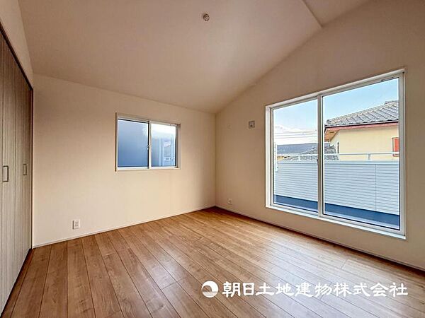 【和室】ゆっくり足を伸ばしたいとき、ほんの少しの休憩としても利用できます