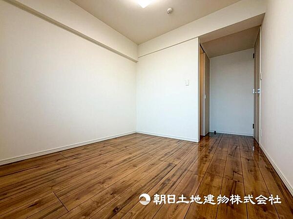 【洋室】子供部屋は自分で片づけやすい環境づくりで片付けやすく、お子さん自身の工夫が活きる収納