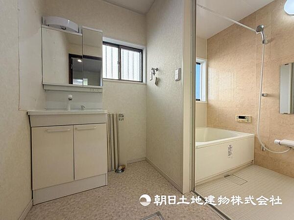 【洗面台】帰宅後リビングへ向かう前に手洗い・うがいの習慣化の第一歩！セカンド洗面あります