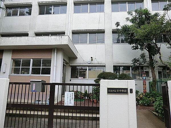 横浜市立南中学校1490ｍ