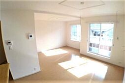 ハウスフィデール 2階1LDKのリビング/ダイニング