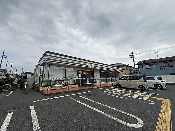 ブンイレブン（さいたま栄和2丁目店）徒歩 4 分