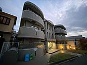 吹田市千里山高塚 3階建 築32年のイメージ
