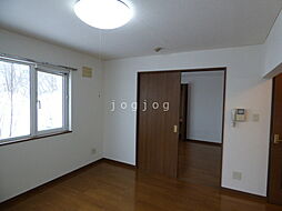 モデュロール山の手 203 2階1LDKのリビング/ダイニング