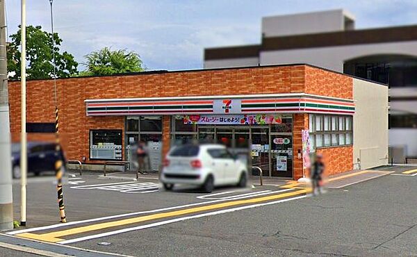 セブンイレブン枚方長尾谷町2丁目店 850m