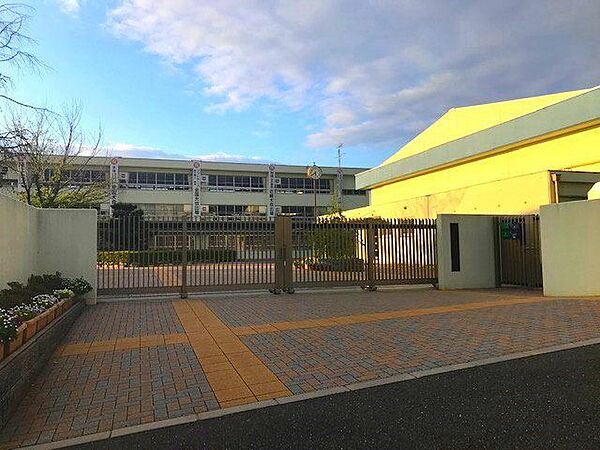 八幡市立男山第三中学校 200m
