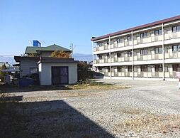 8 / 9