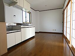 ハイツオネシス 102 2階2DKのリビング/ダイニング