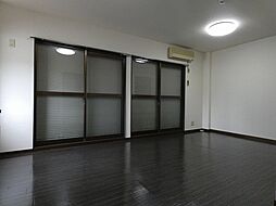 サープラスIサツミ 1階1LDKのリビング/ダイニング