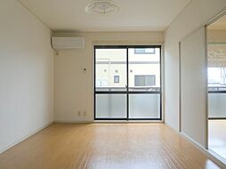 シェ・ヌ西館 1階3DKのリビング/ダイニング