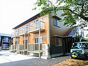 須坂駅より徒歩20分 築4年7ヶ月 2階建の賃貸物件