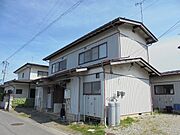 信濃吉田駅より徒歩12分 築39年の賃貸物件