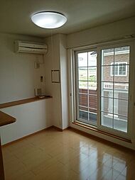 バードランドC棟 2階1LDKのリビング/ダイニング