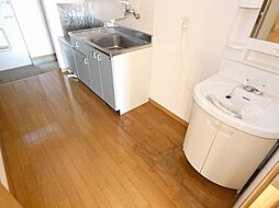 メープル・ハイツ梨の木B 2階1Kのリビング/ダイニング