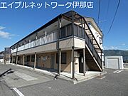 Surplusライフ 2階 築28年の賃貸物件