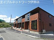 伊那松島駅より徒歩9分 築1年9ヶ月 2階建の賃貸物件