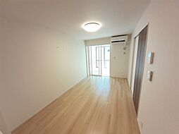 グランドールI 103 1階1LDKのリビング/ダイニング