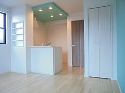 エスポワールWEST 203 2階1LDKのリビング/ダイニング