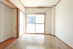 ノビレッジ 12 1階1Kのリビング/ダイニング