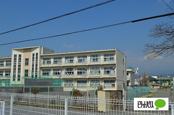 画像22:中学校「富士市立吉原第一中学校まで886m」