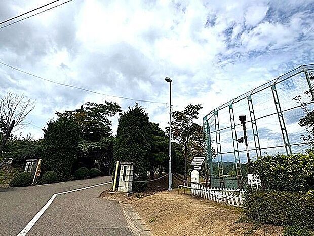 福島市立吾妻中学校 1870m