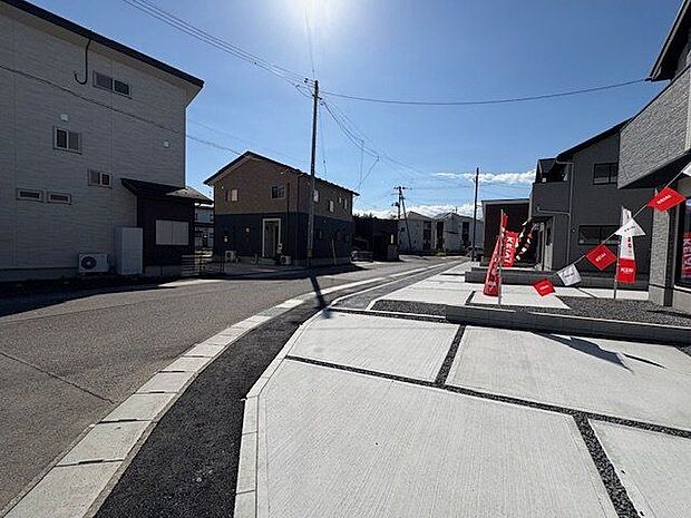 前面道路含む現地写真
