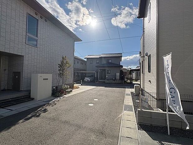 前面道路含む現地写真