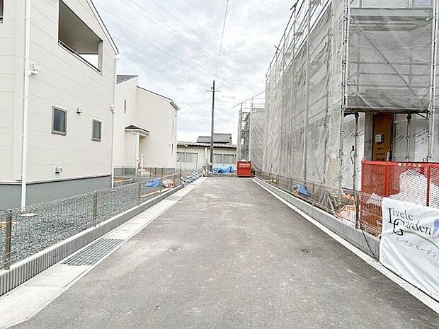 前面道路含む現地写真