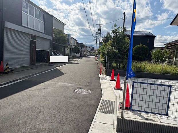 前面道路含む現地写真