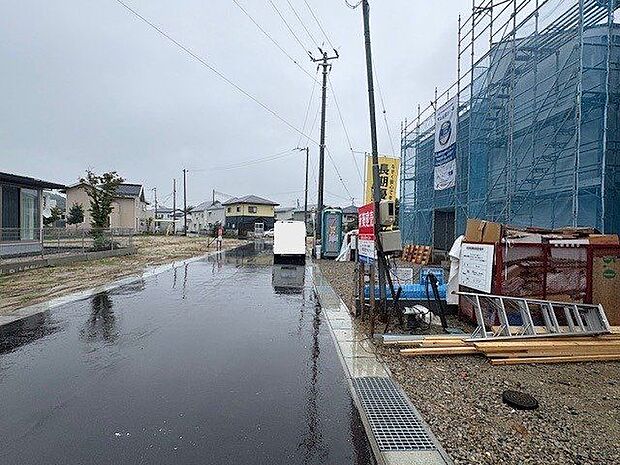 前面道路含む現地写真