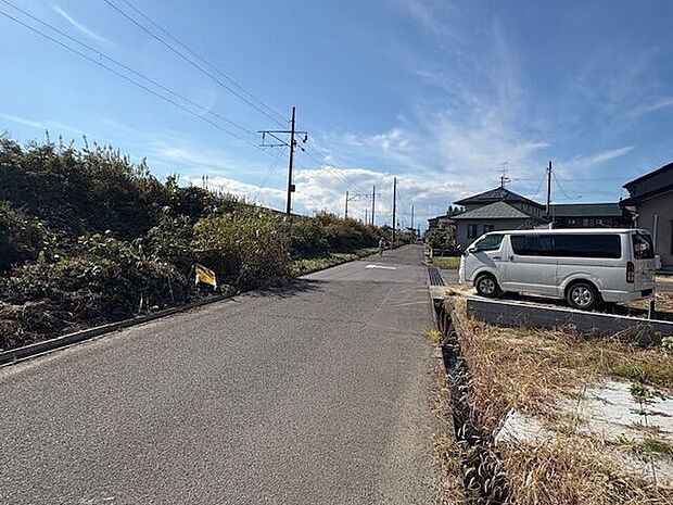前面道路含む現地写真