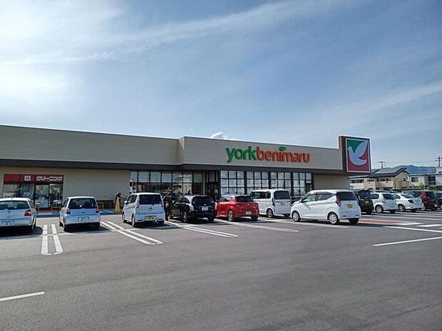 ヨークベニマル瀬上店 1720m