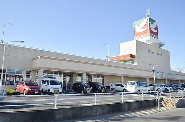 ヨークベニマル平野店 1470m