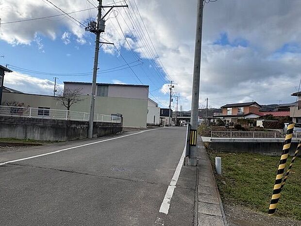 前面道路含む現地写真