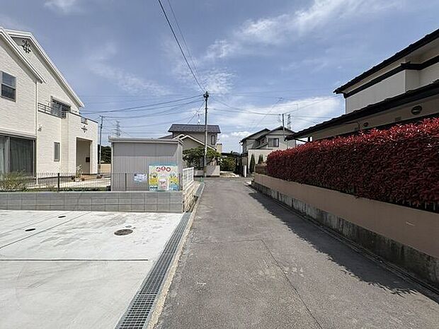 前面道路含む現地写真