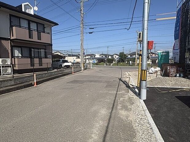 前面道路含む現地写真