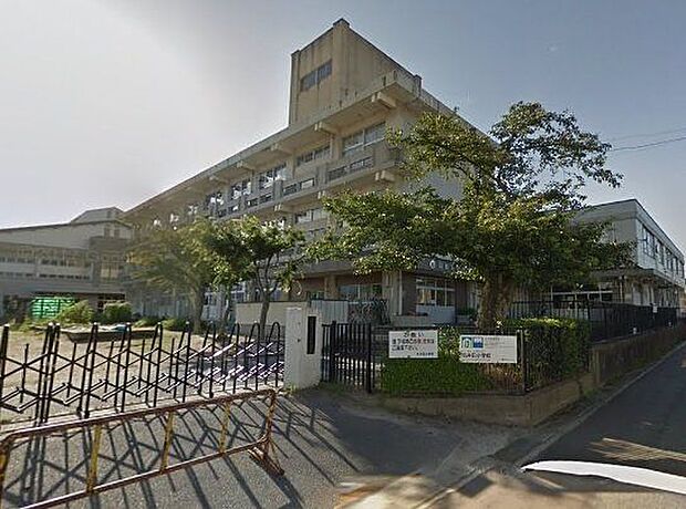 福島市立吉井田小学校 1820m