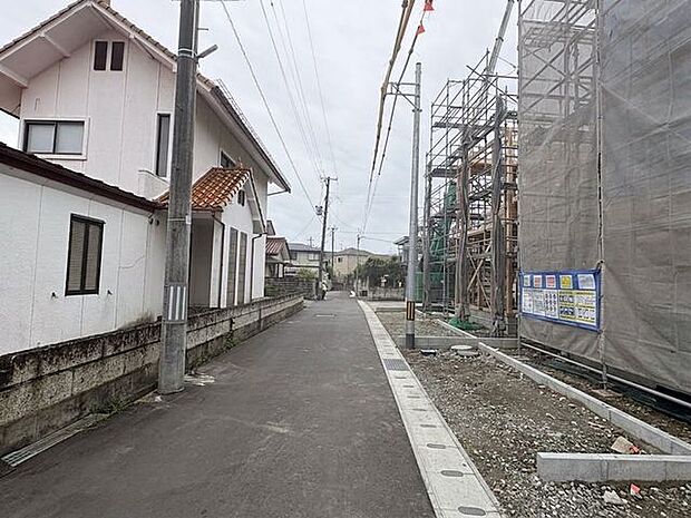 前面道路含む現地写真