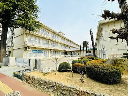 福島市立福島第一小学校 1080m