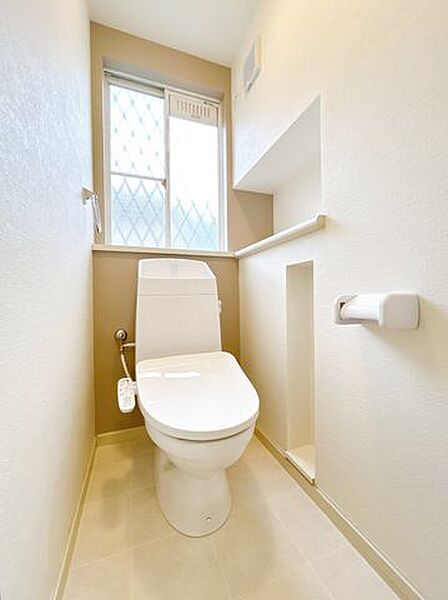 【リフォーム済/トイレ】トイレは新品に交換いたしました。毎日使う場所は綺麗な方が嬉しいですよね。