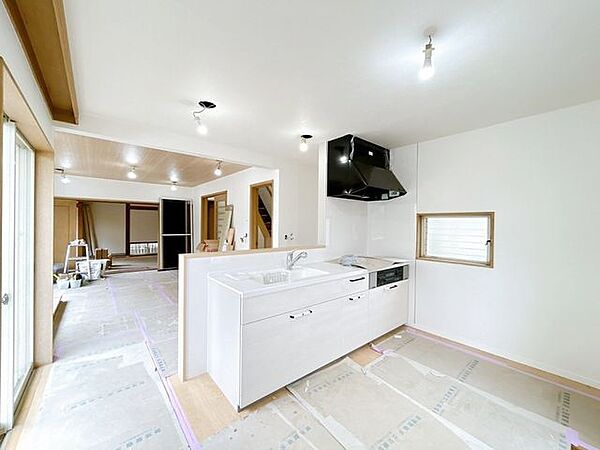 【リフォーム中8/24撮影/キッチン】新品交換いたしました。