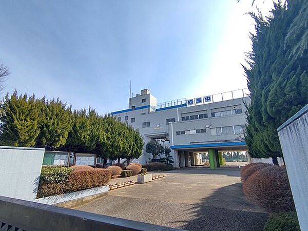 向原中学校　徒歩約18分　（1400ｍ）