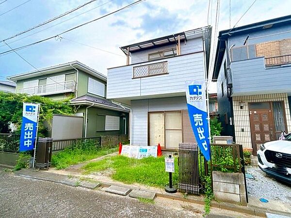 【リフォーム中/駐車場】駐車2台可能です。外壁屋根塗装いたします。