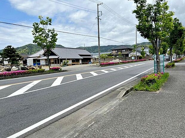 前面道路含む現地写真