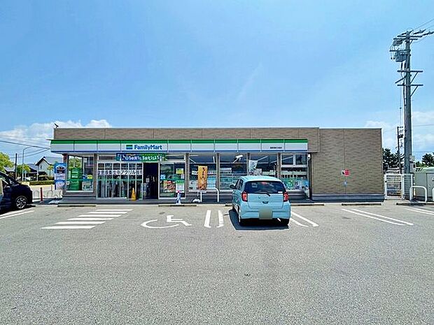 ファミリーマート蒲郡春日浦店ファミリーマート蒲郡春日浦店 100m